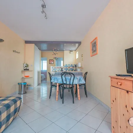 Apartment Et Commerces, Balcon, Confort - Fr-1-197-547 *