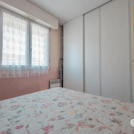 Lejlighed Et Commerces, Balcon, Confort - Fr-1-197-547 *