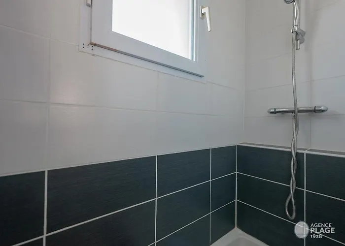 Et Commerces, Balcon, Confort - Fr-1-197-547 Les Sables-dʼOlonne