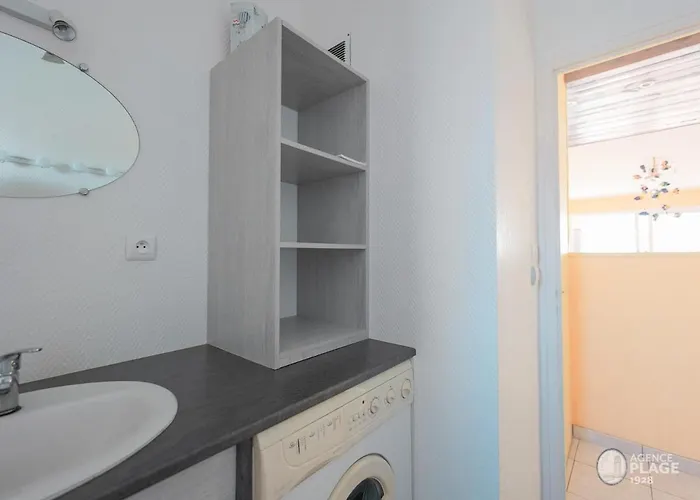 Appartement Et Commerces, Balcon, Confort - Fr-1-197-547 Les Sables-dʼOlonne