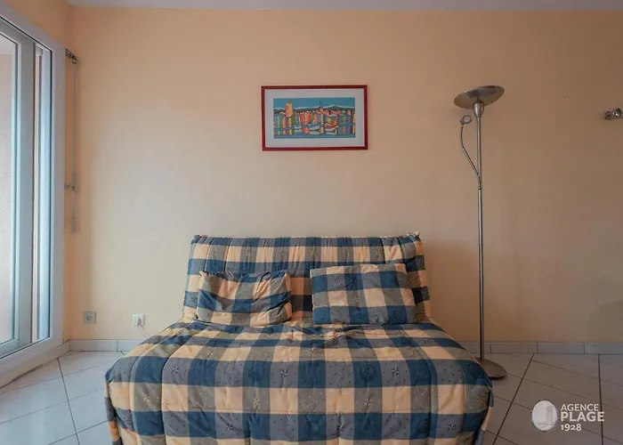 Appartement Et Commerces, Balcon, Confort - Fr-1-197-547